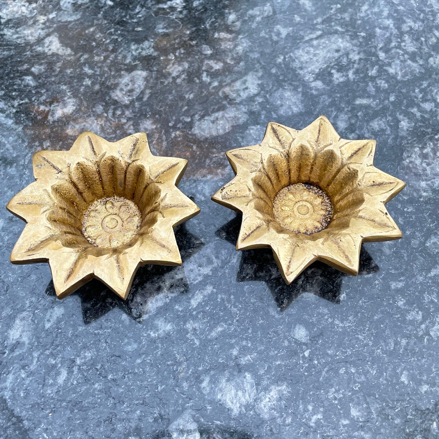 Brass Flower Design Diya For Pooja|Flower Design Diya For Diwali & Home Decor
